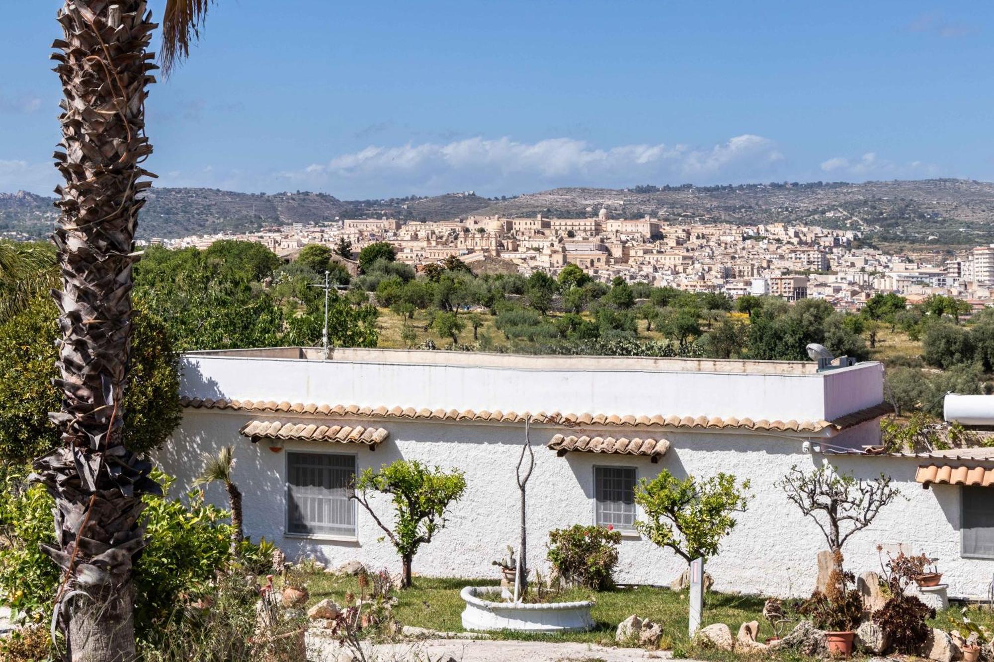 Villa Annamaria Noto Extérieur photo